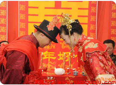 出生在壬寅日的女生，未来对象会是什么样的人_易经算婚姻