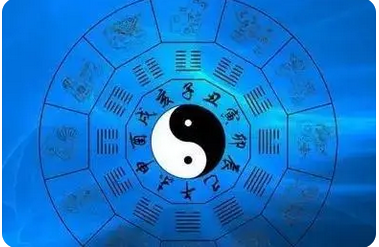 八字命理：哪种人也往往性情多疑？_算命真人网站