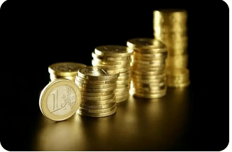 财运预测:现行七杀大运的八字 要学会主动出击(图2) image.png