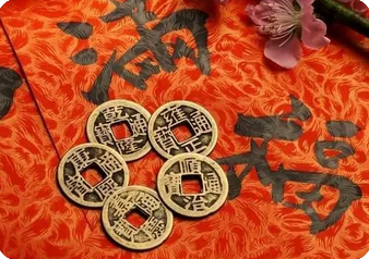 排四柱八字_当流年转变，运势自然就不同
