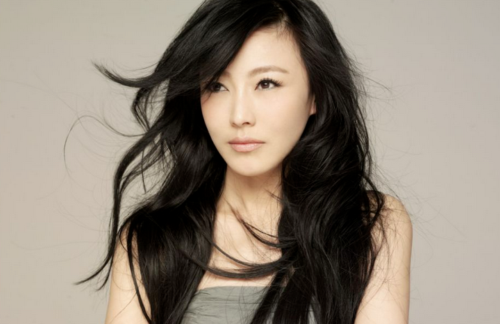 哪个网站算命最准_徐千雅生日生辰八字命盤分析