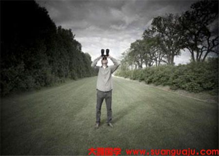 合八字算命：白蜡金命男生好不好 热心肠贵人运势旺(图2)