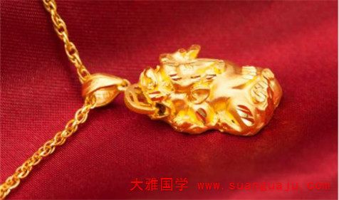 风水开运：沙中金命适合佩戴卡通挂饰 大幅度提升财运(图2)