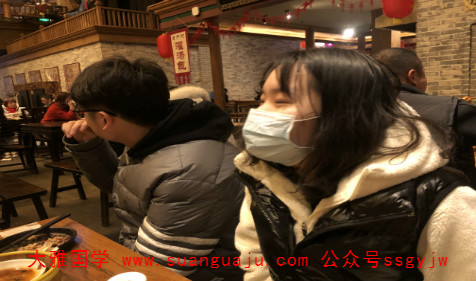 在线姻缘算命:1992剑锋金命婚姻 桃花运旺婚姻幸福(图3) 在线姻缘算命:1992剑锋金命婚姻 桃花运旺婚姻幸福(图3)