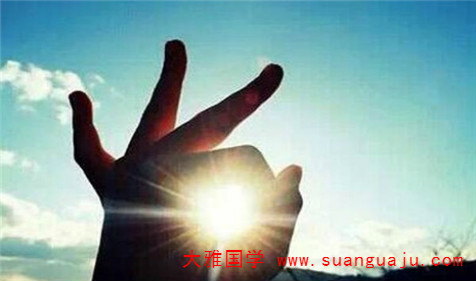 周易与五行：金命不能做的行业 忌与水火相关行业(图2)