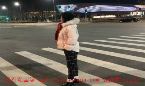 算卦婚姻：怎么精准推测离婚的女命在哪一年离婚