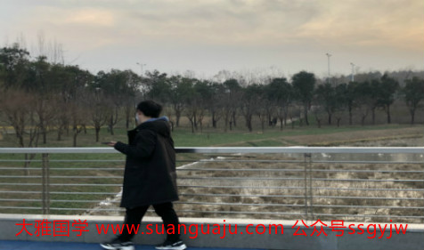 生日测试命运​：前有财运，后有贵人，这位男生到底发不发？(图2)