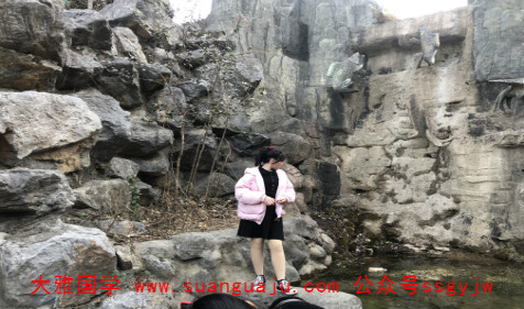 八字算命：辛丑年财运水涨船高，日子甜美的女生（图文）