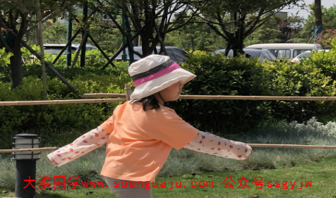 免费算命起名：2021年7月15日出生的女宝宝起名 高级不俗气（图文）(图2)