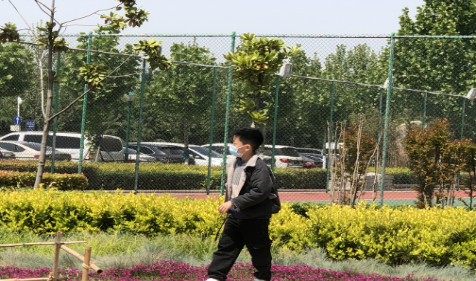 2022年四月初三阴历出生的男婴是什么命 在线批八字五行缺什么