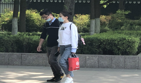 日支偏印配偶有钱富裕 农历生辰八字算命解析